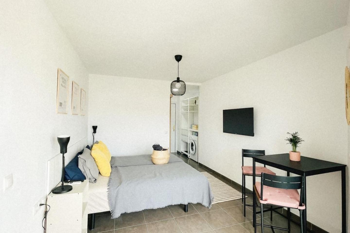 Indigo Tiny Apartment Benalmádena Exterior foto