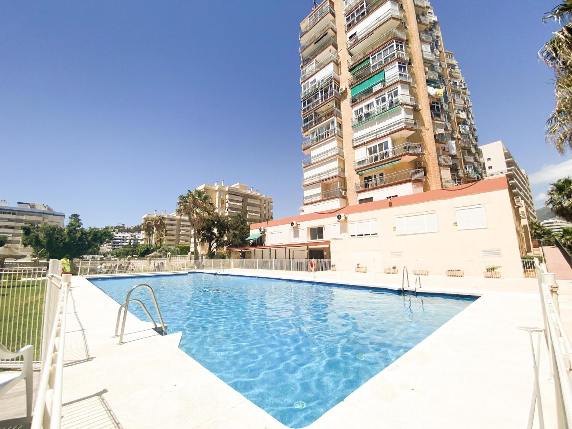 Indigo Tiny Apartment Benalmádena Exterior foto