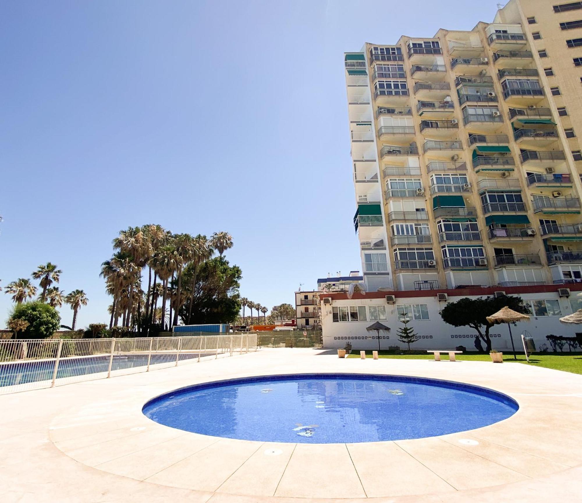 Indigo Tiny Apartment Benalmádena Exterior foto